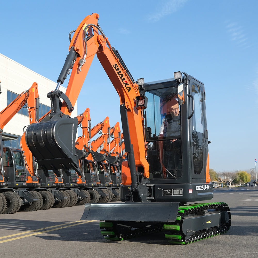 2.5 Ton Mini Excavator XG25U Equipped With Yanmar 380F Engine And Side Swing